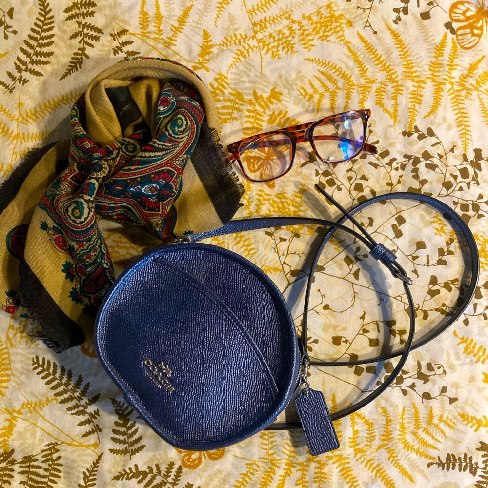 COACH - Metalic Navy Canteen Crossbody Purse
